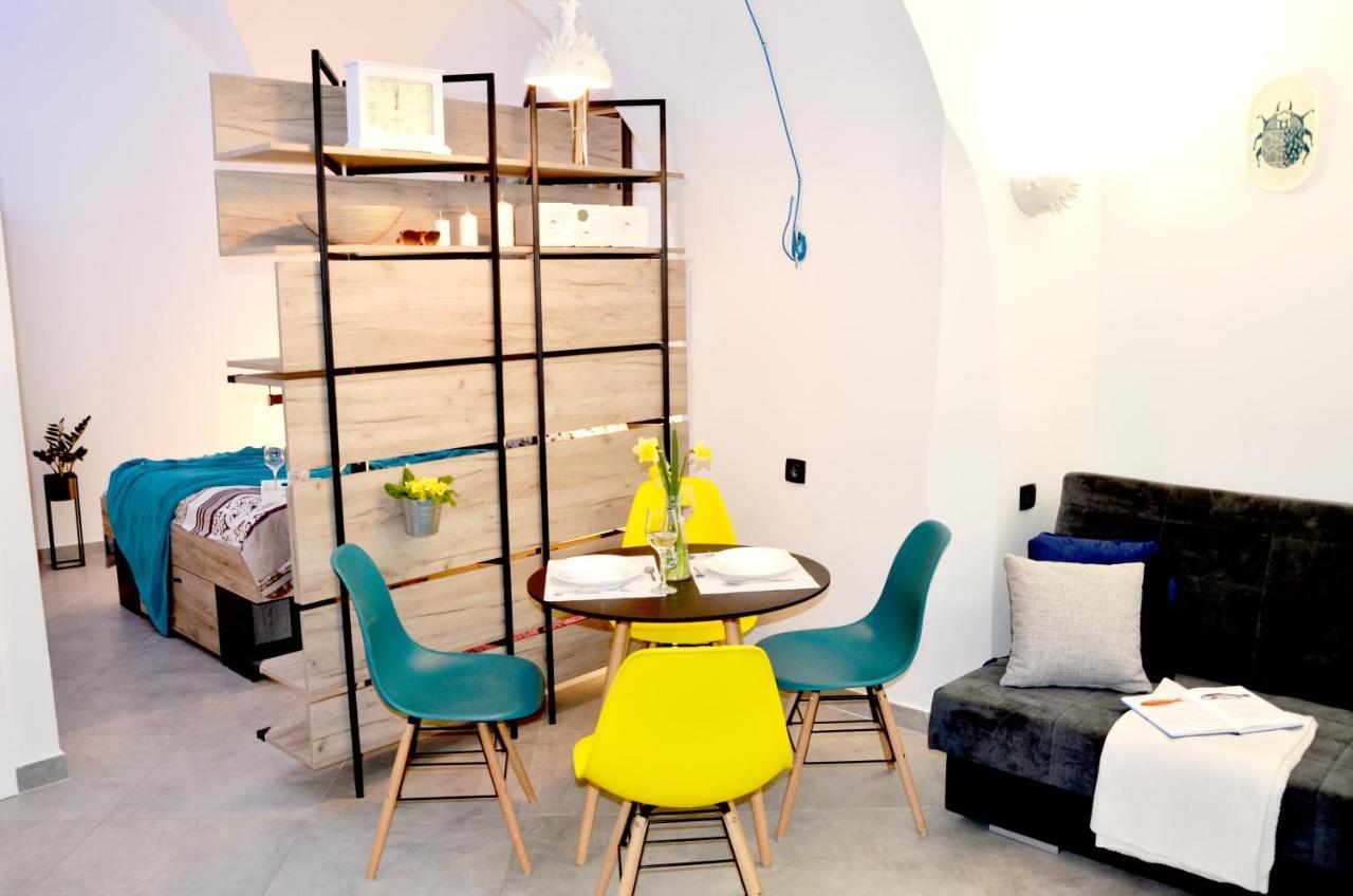 Studio Apartment Surf By The Sea Opatija Bagian luar foto