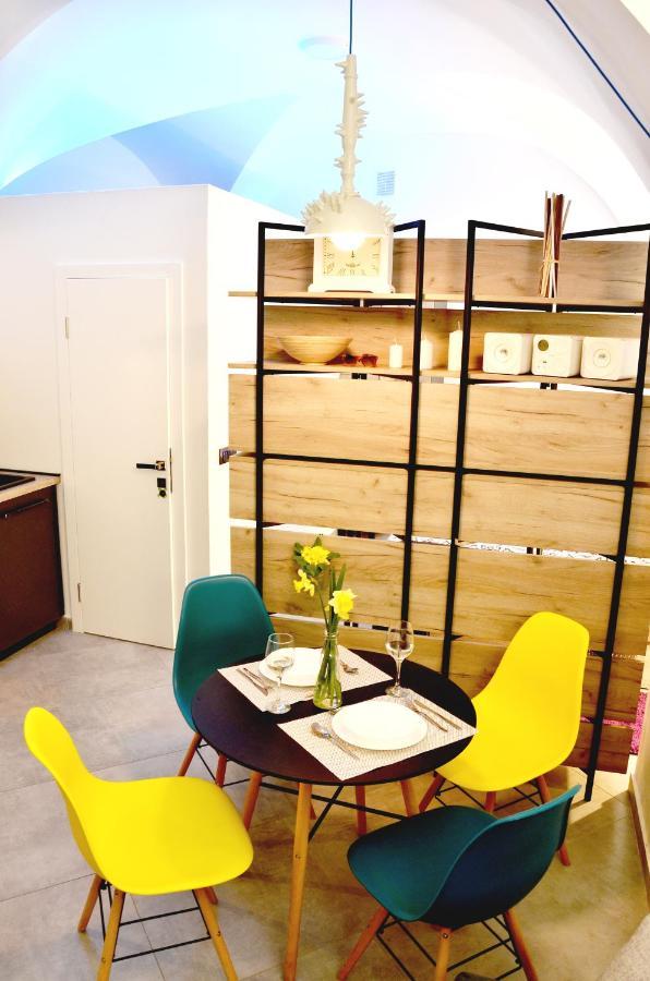 Studio Apartment Surf By The Sea Opatija Bagian luar foto