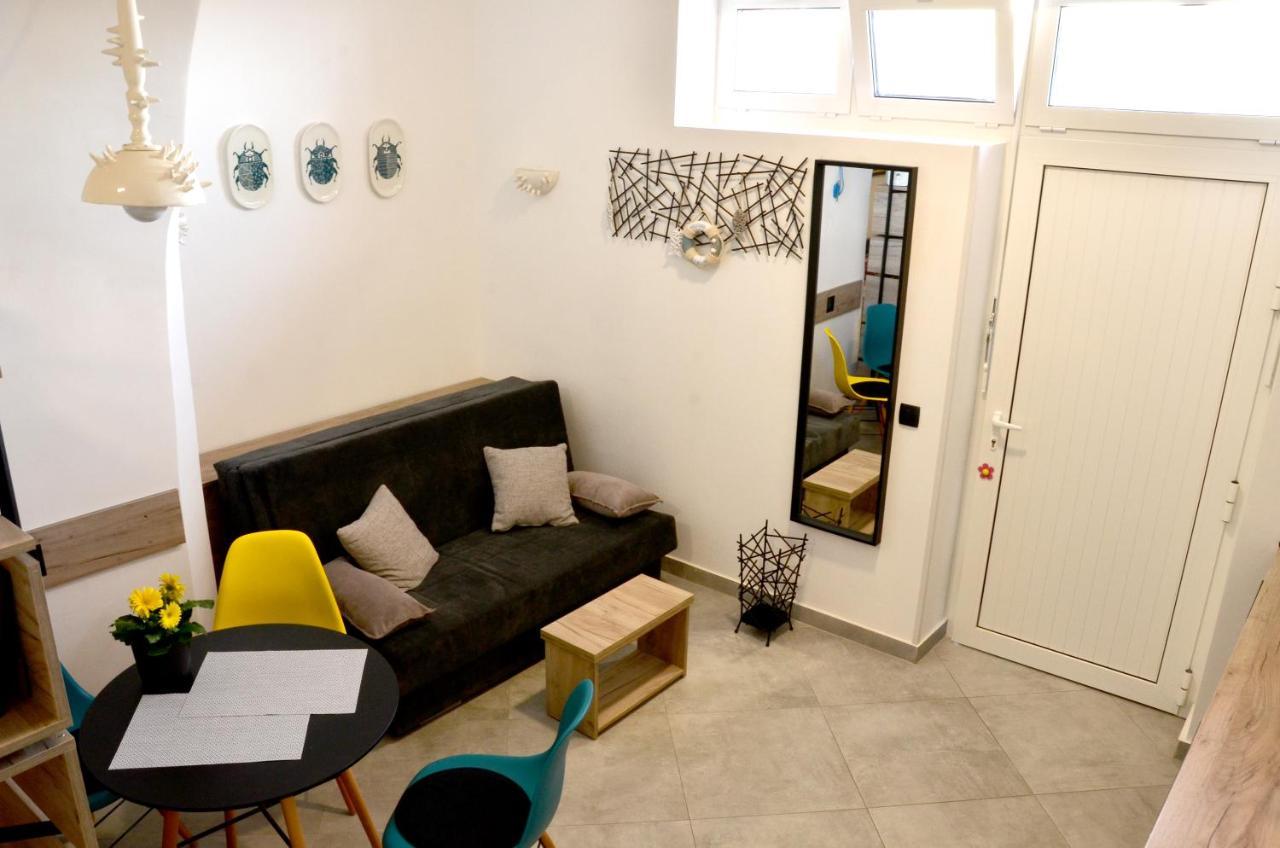 Studio Apartment Surf By The Sea Opatija Bagian luar foto
